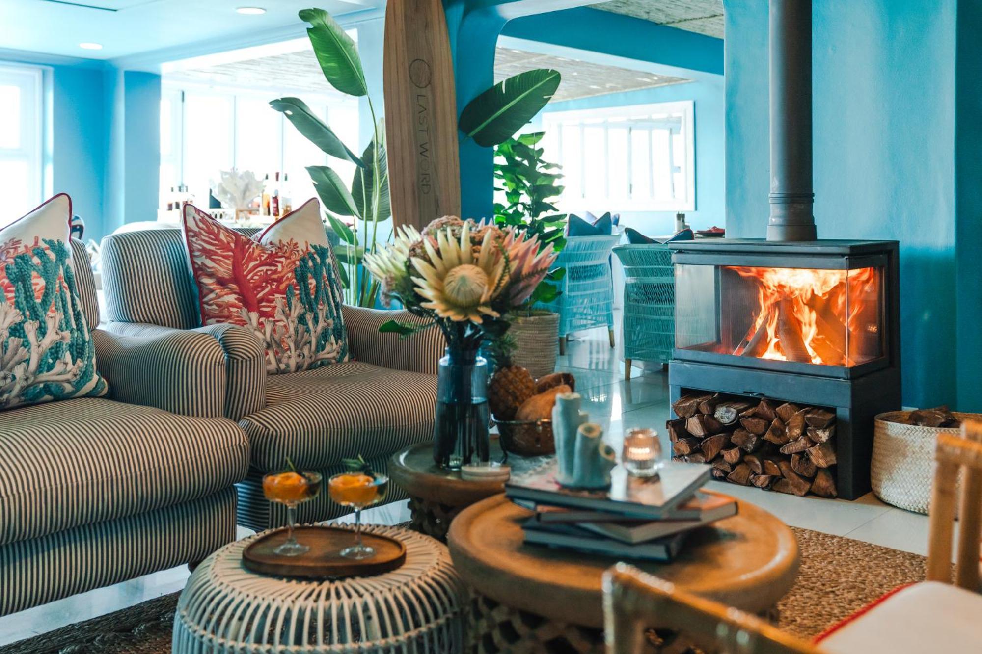 Last Word Long Beach Комметьї Екстер'єр фото