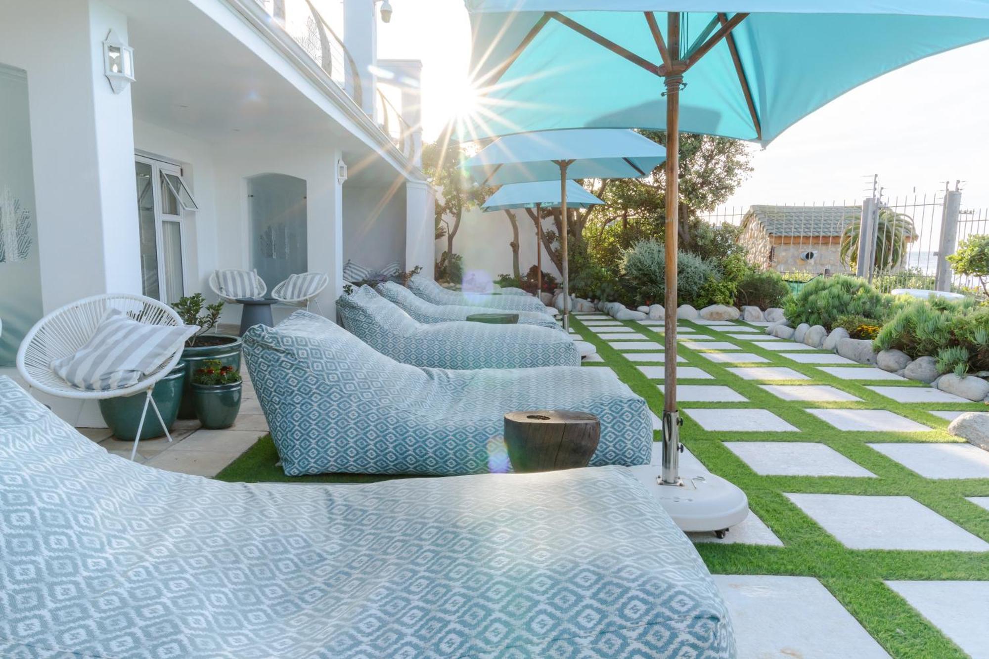 Last Word Long Beach Комметьї Екстер'єр фото